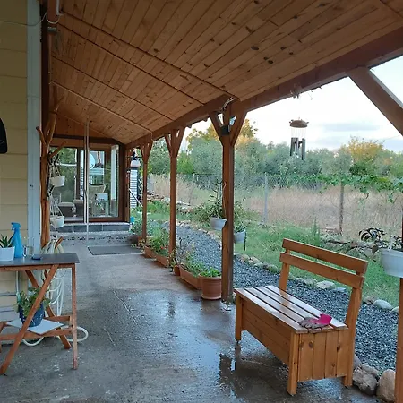 Yellow House Yuvarlakcay Kenarinda Huzur Ve Doga Guest house *